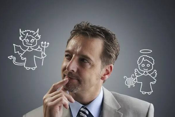 تحول در استانداردهای اخلاق حرفه‌ای و تایید صلاحیت روان‌شناسان